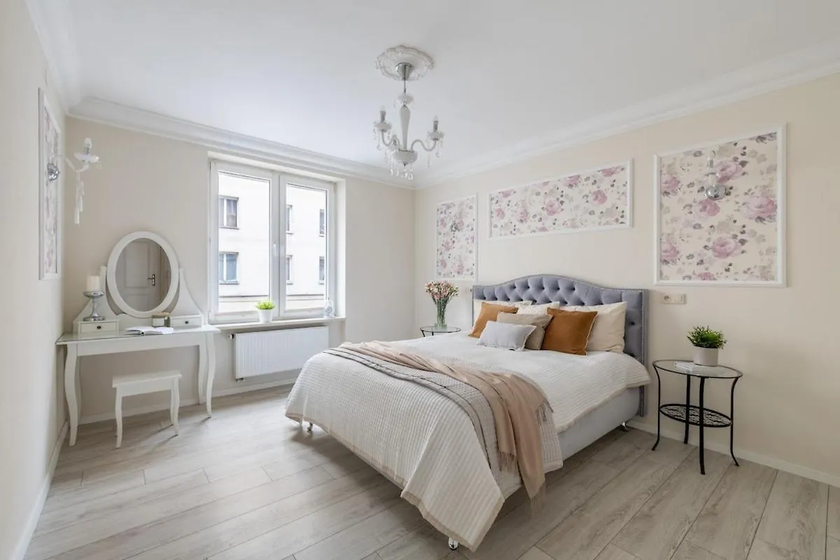 Apartamento Luxury Place In Townhouse Varsóvia